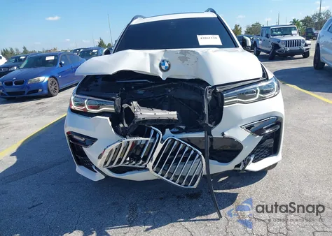 2022 BMW X7 xDrive40I z USA, uszkodzony, nr VIN 5UXCW2C05N9J47631